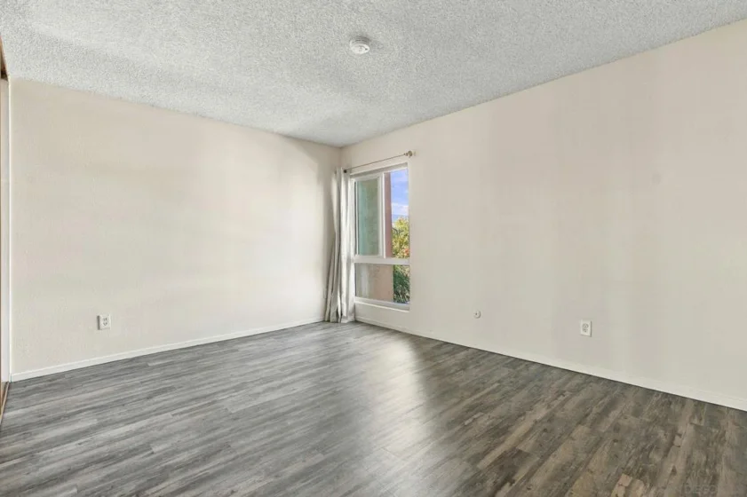 1605 S Hotel Circle #B103 photo 35
