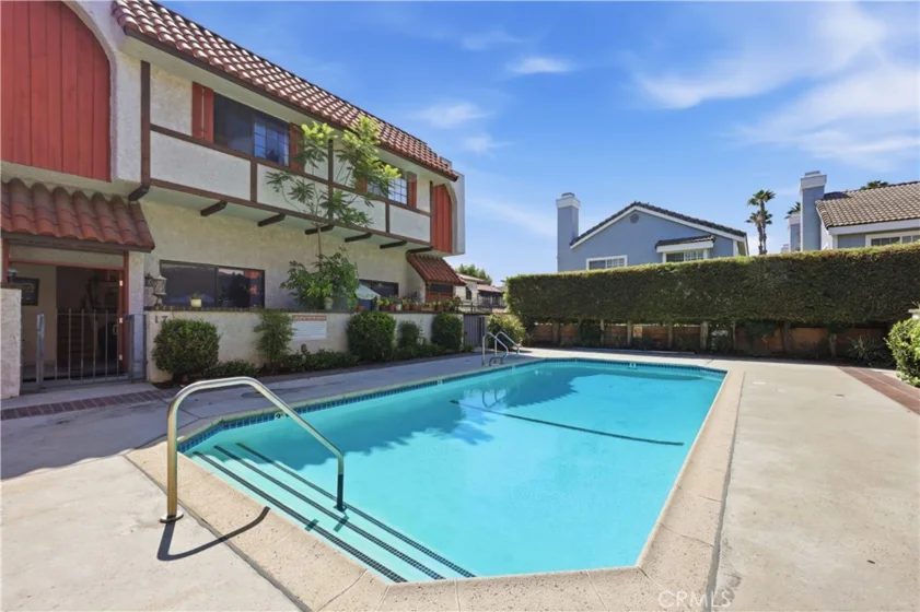 2450 E Del Mar Boulevard #17 photo 12