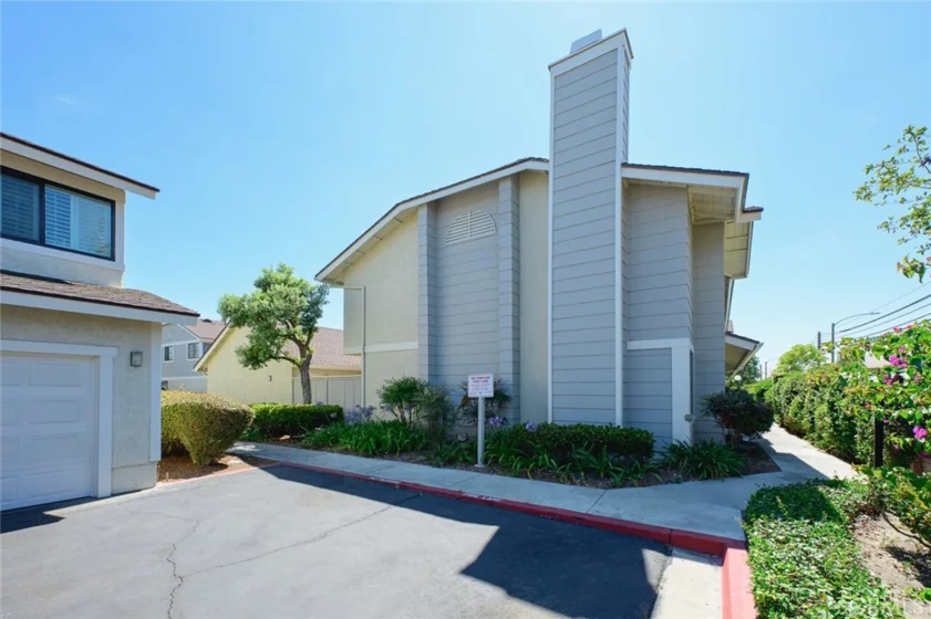 1700 W Cerritos #206 photo 38
