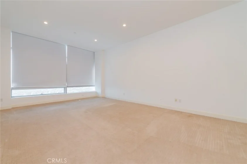 900 W Olympic #43D photo 5