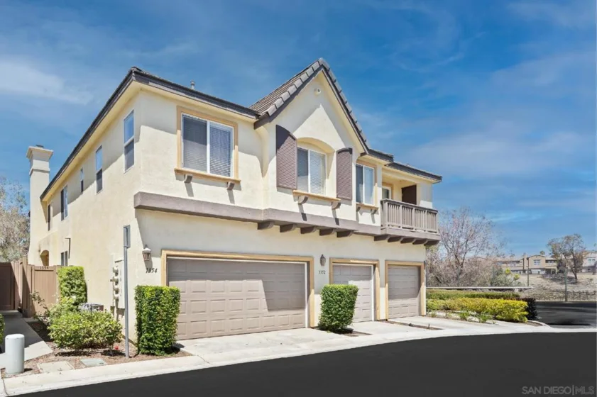 1354 Normandy Drive photo 1