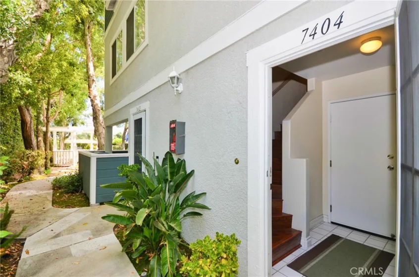 7404 Western Bay Drive photo 1