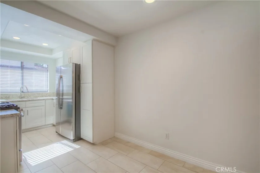 25261 Tanoak photo 14