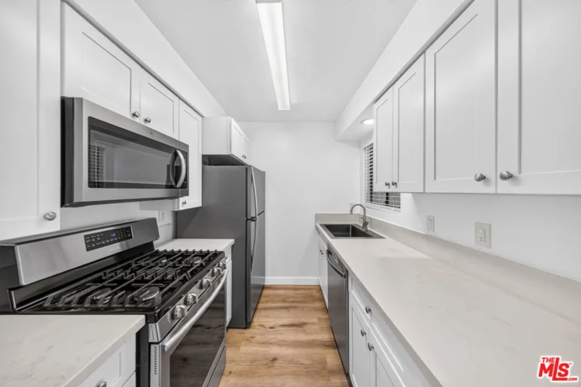 10521 National Boulevard #214 photo 28