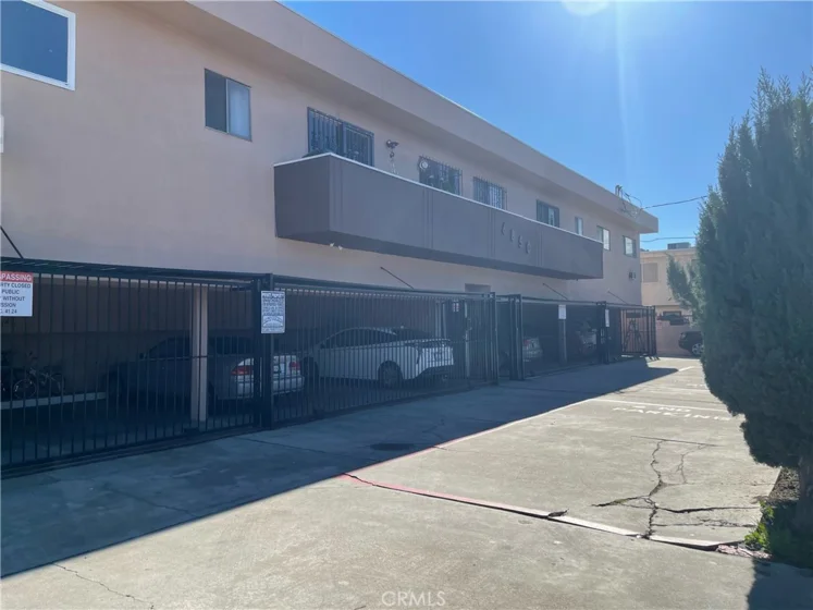 6850 Morella Avenue #8 photo 1