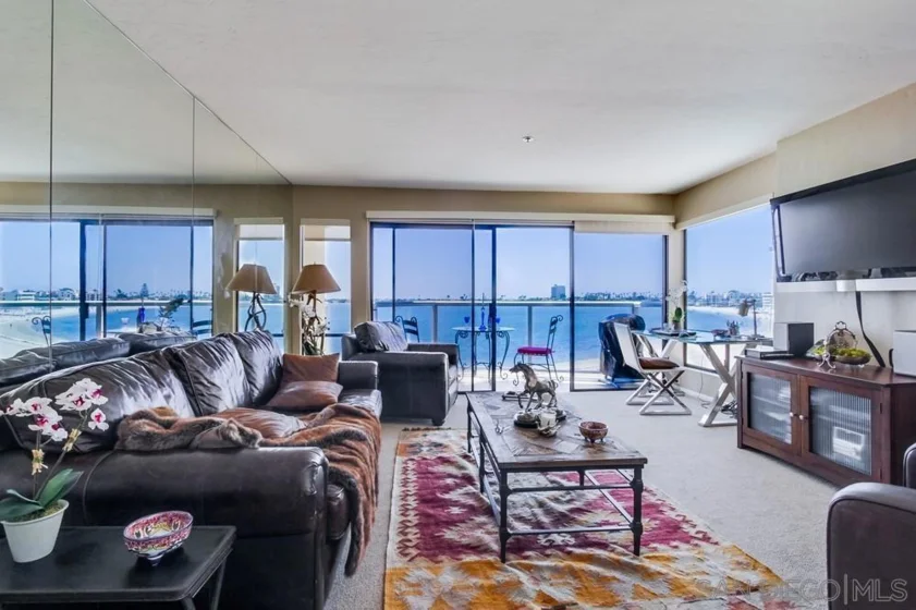 3888 Riviera Drive #301 photo 20