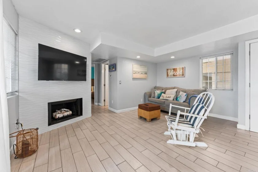 207 Elkwood Avenue #1 photo 3