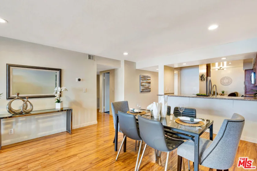 1900 Vine Street #103 photo 41