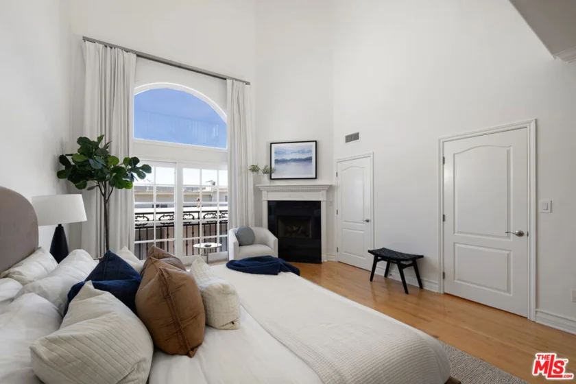 11723 Mayfield Avenue #3 photo 15