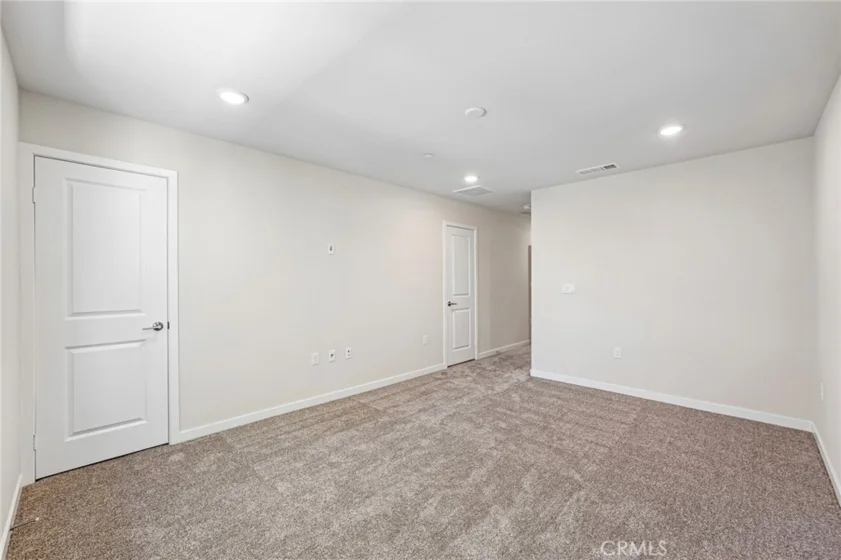 9524 Hannah Way photo 24