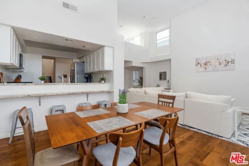 12011 Goshen Avenue #305 photo 7