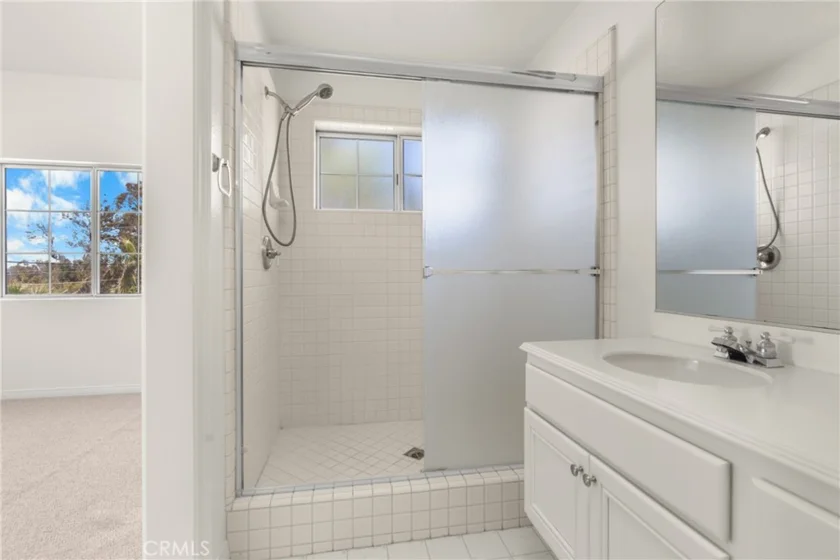 2680 Orange #J photo 30