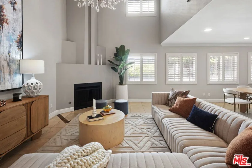 1234 Granville Avenue #4 photo 5
