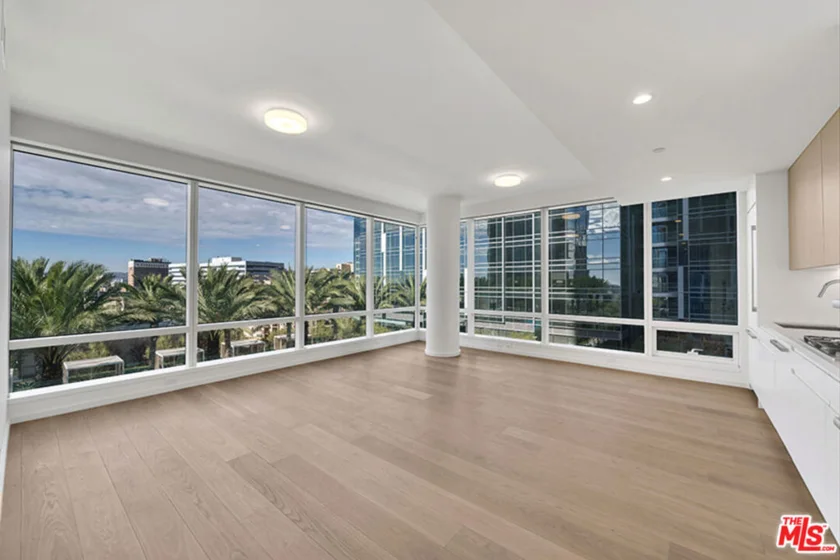 877 Francisco Street #1602 photo 2