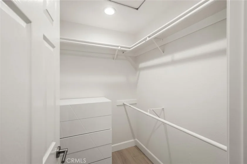 274 California Court photo 19