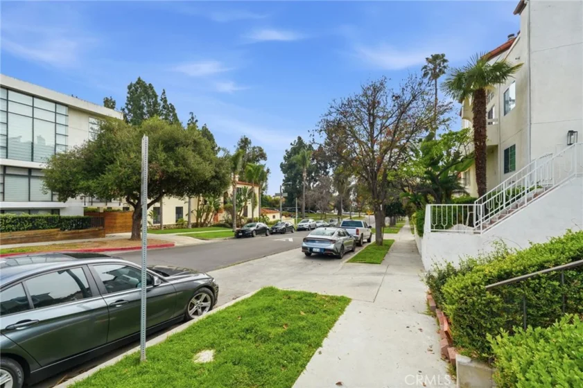 871 S Lucerne #2 photo 19