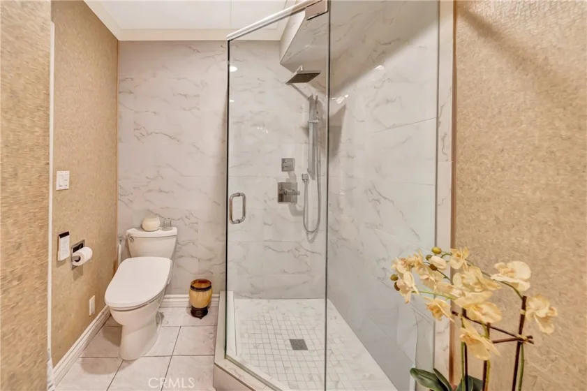 1734 N Fuller #107 photo 11