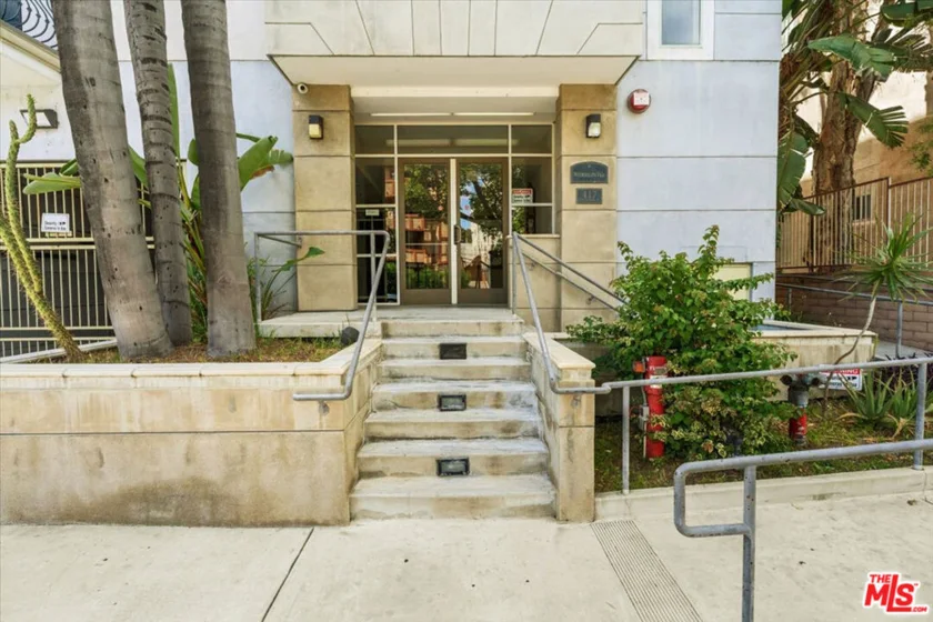 417 S Westmoreland Avenue #404 photo 17