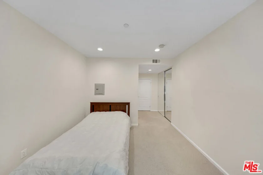 3401 S Bentley Avenue #301 photo 15