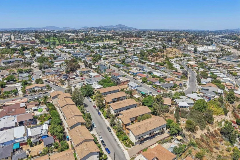 3631 Lemona Avenue #D photo 38