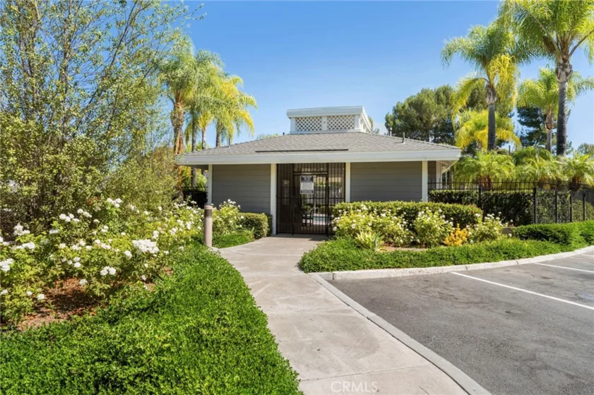 22262 Summit Hill photo 45
