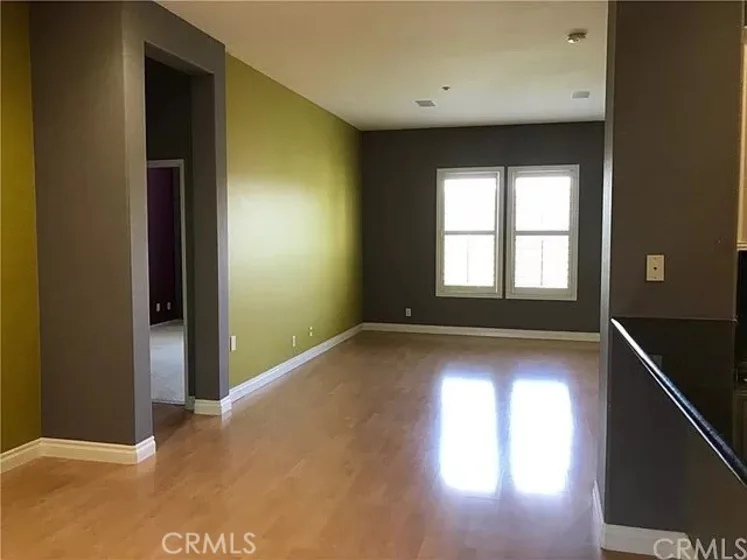 2270 Clark photo 4