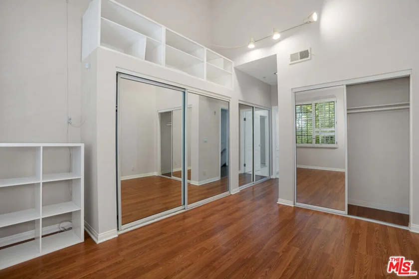 10630 Eastborne Avenue #306 photo 24