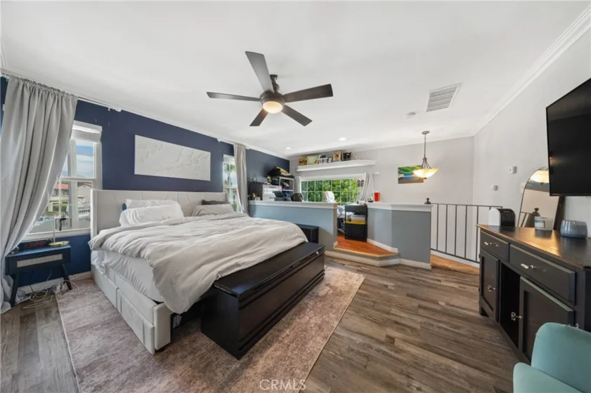 23345 La Crescenta photo 9