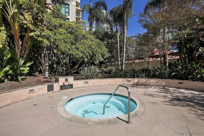 1199 Pacific Hwy #306 photo 50
