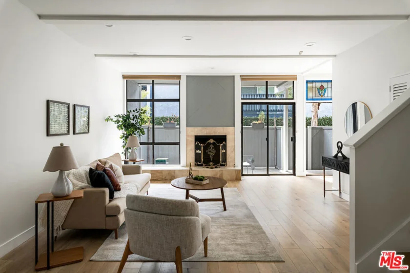 1425 Stanford Street #8 photo 1