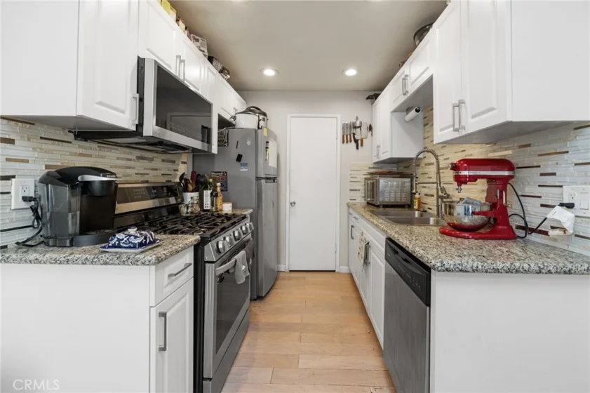 1336 Brentwood photo 10