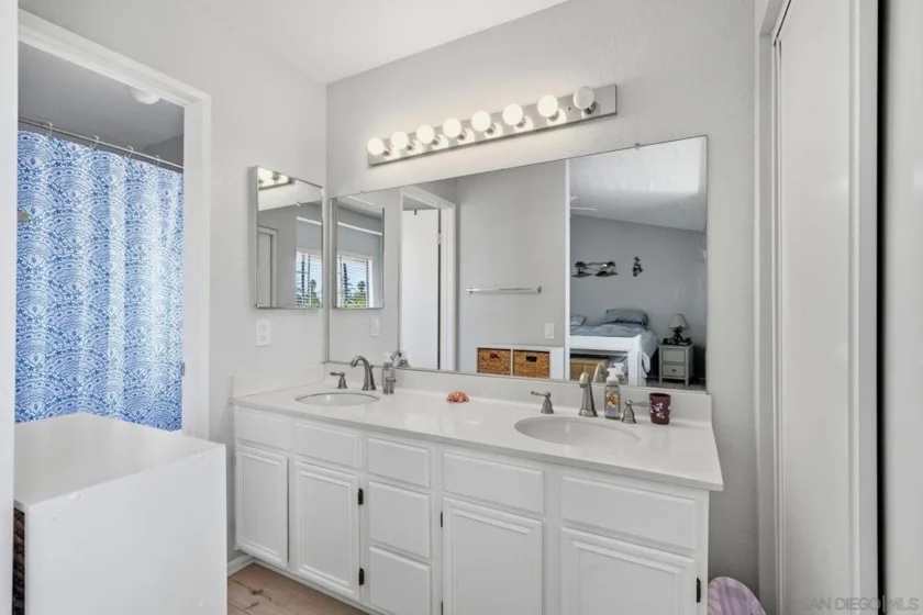 39813 Creative Drive photo 17