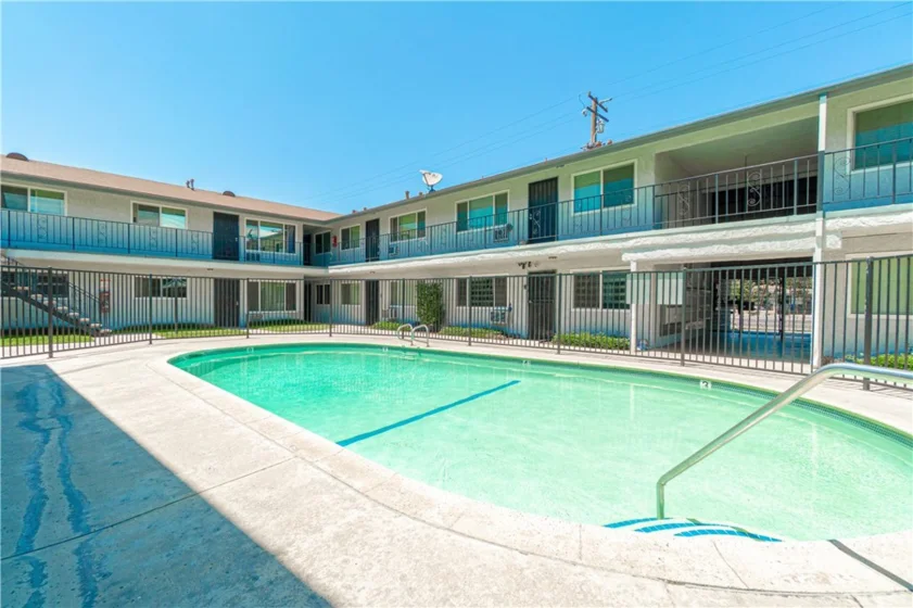 2890 E Artesia #60 photo 21