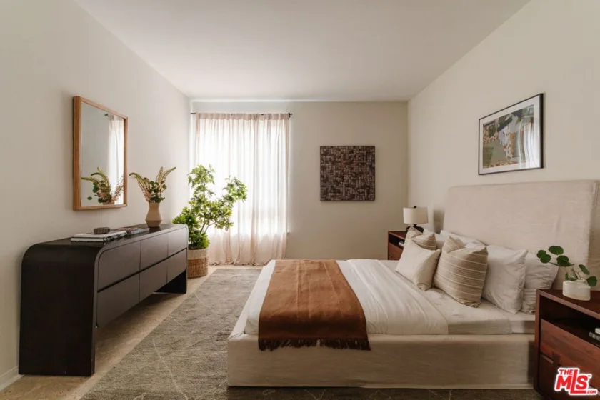 1161 Amherst Avenue #204 photo 6