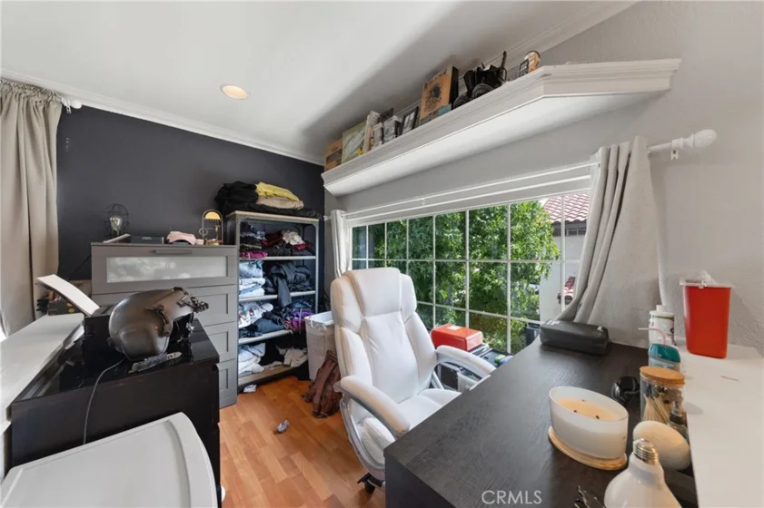 23345 La Crescenta photo 12