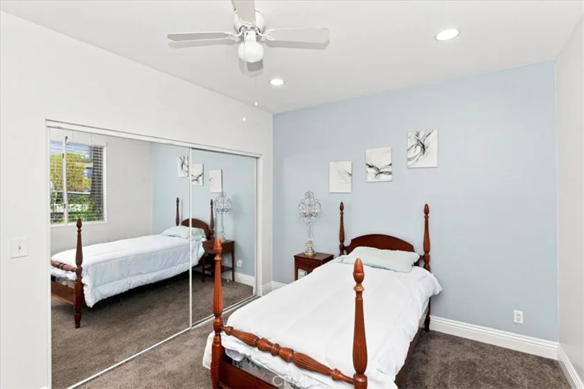 22681 Oakgrove #426 photo 18