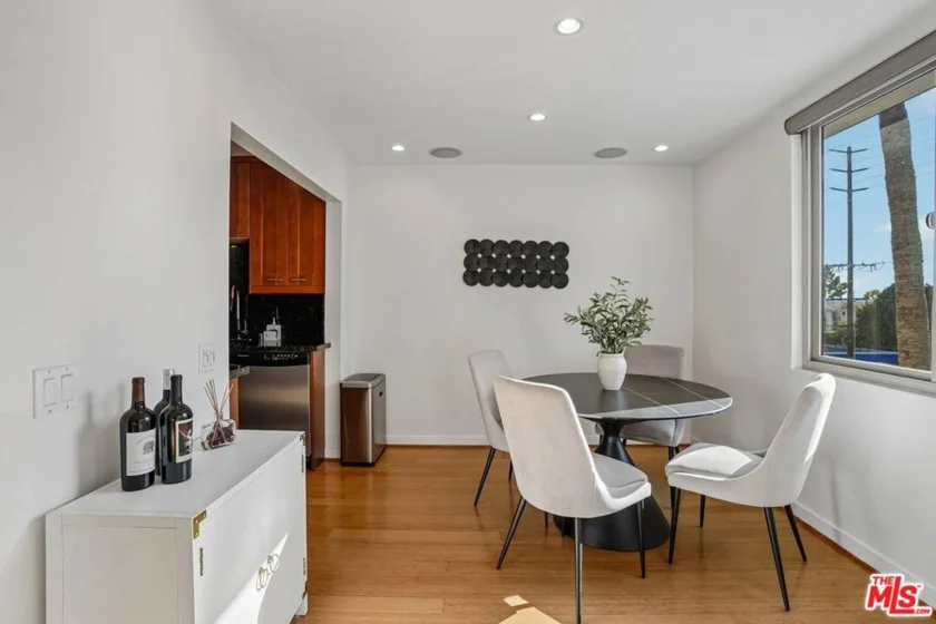 1124 N La Cienega Boulevard #301 photo 8