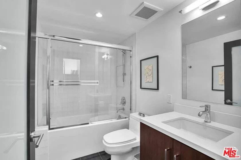 125 Pacific Street #8 photo 20