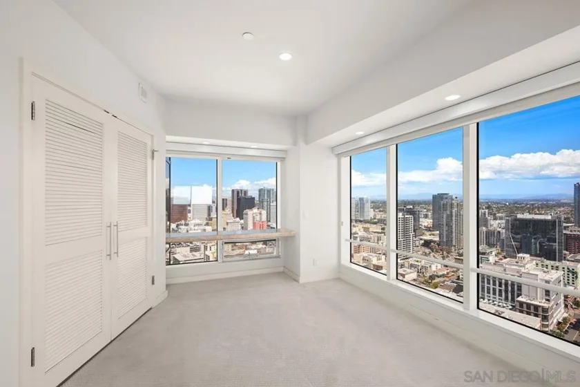 100 Harbor Drive #3504 photo 42
