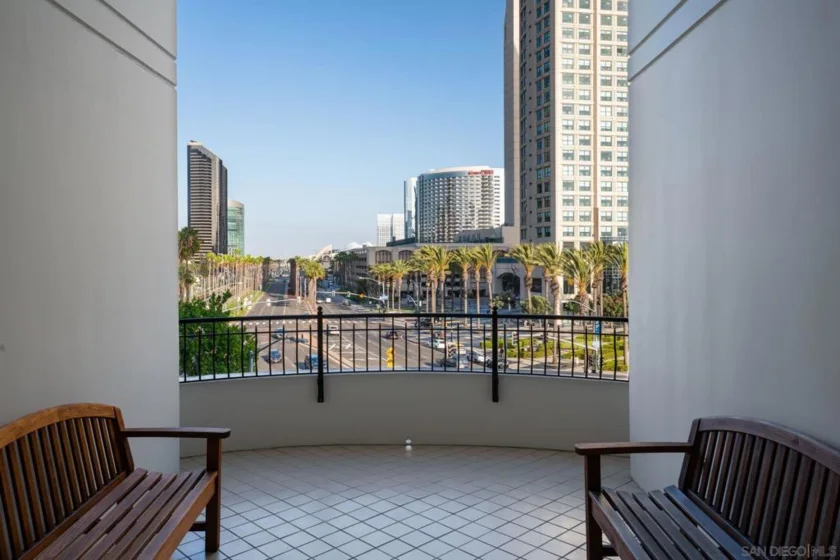 700 W Harbor Drive #705 photo 41