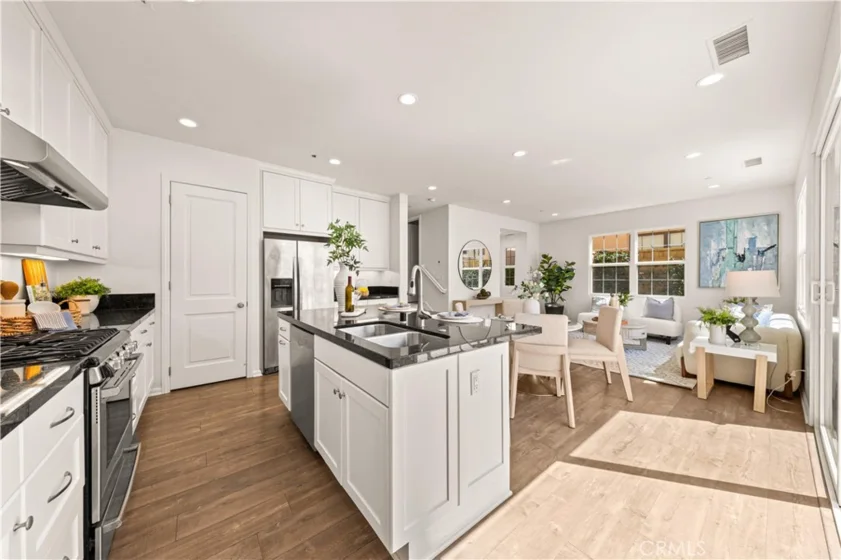 60 Strawberry Grove photo 15