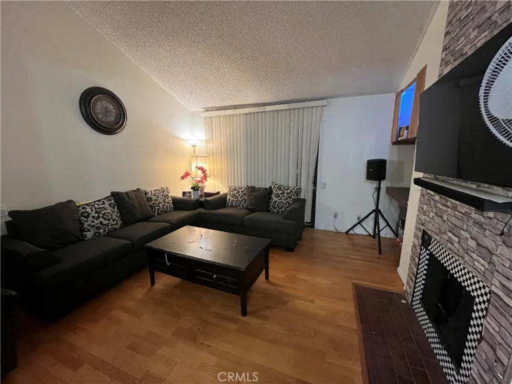 9600 Van Nuys #210 photo 4