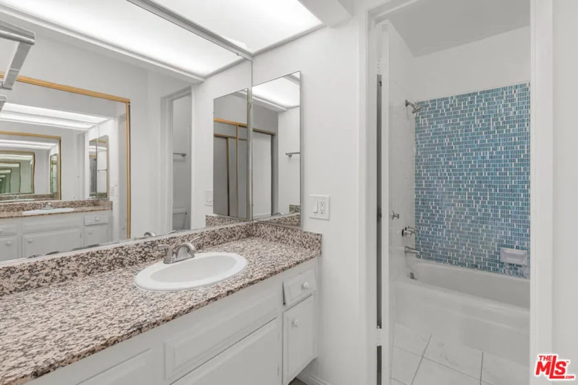 1300 Midvale Avenue #408 photo 20