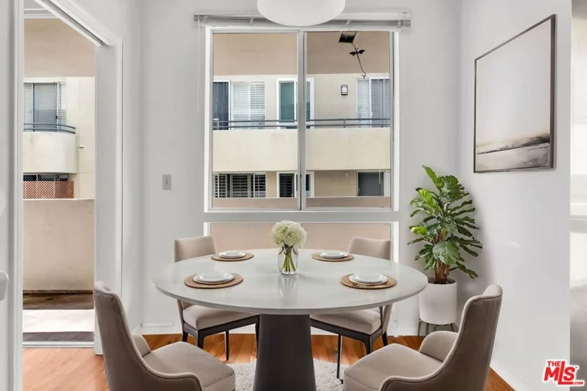 1164 Wellesley Avenue #204 photo 7