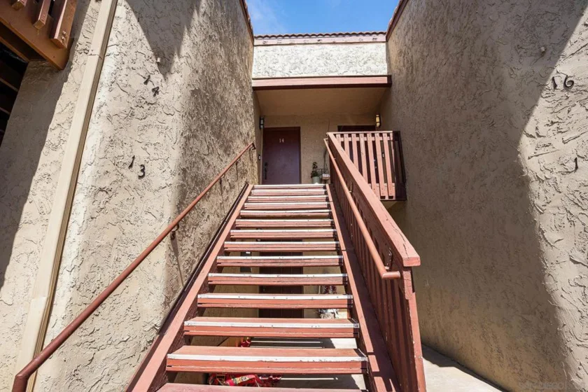 440 Citracado Parkway #14 photo 17