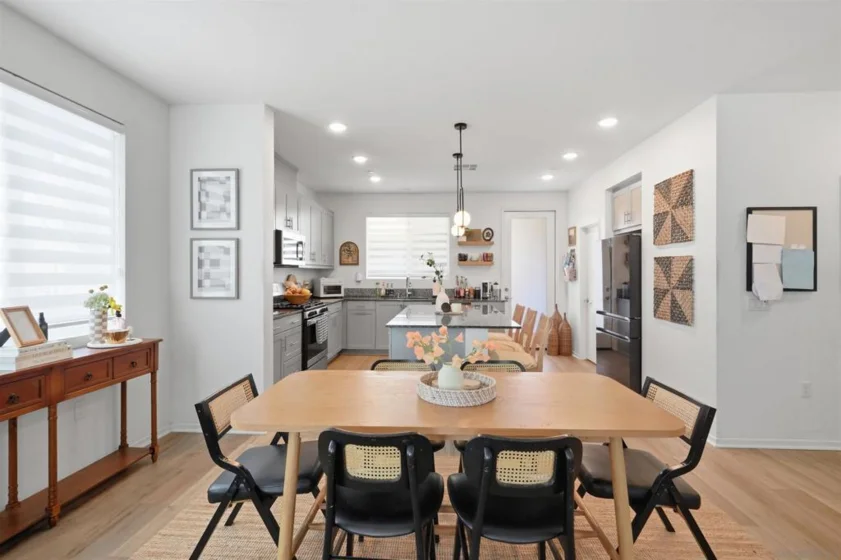 5491 Seacliff Place #108 photo 8