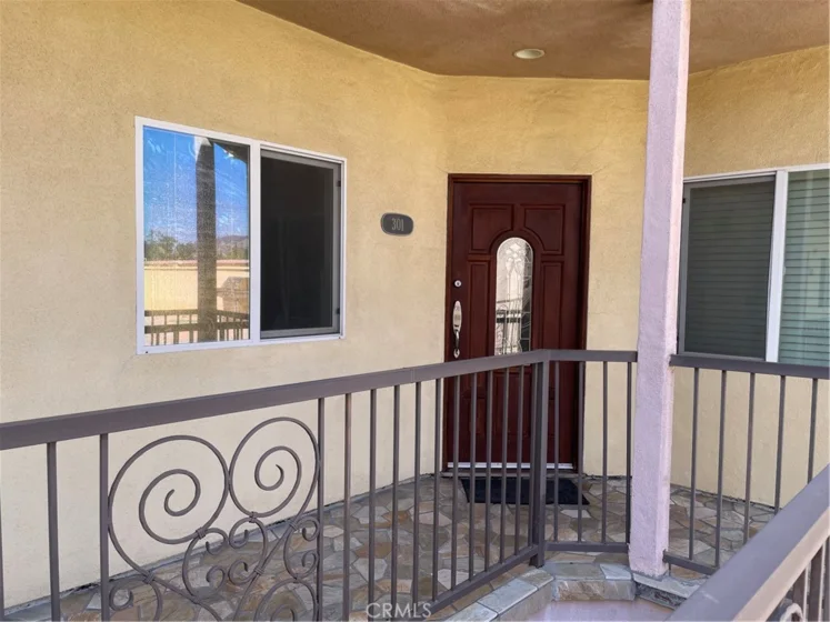 626 E Orange Grove Avenue #301 photo 3