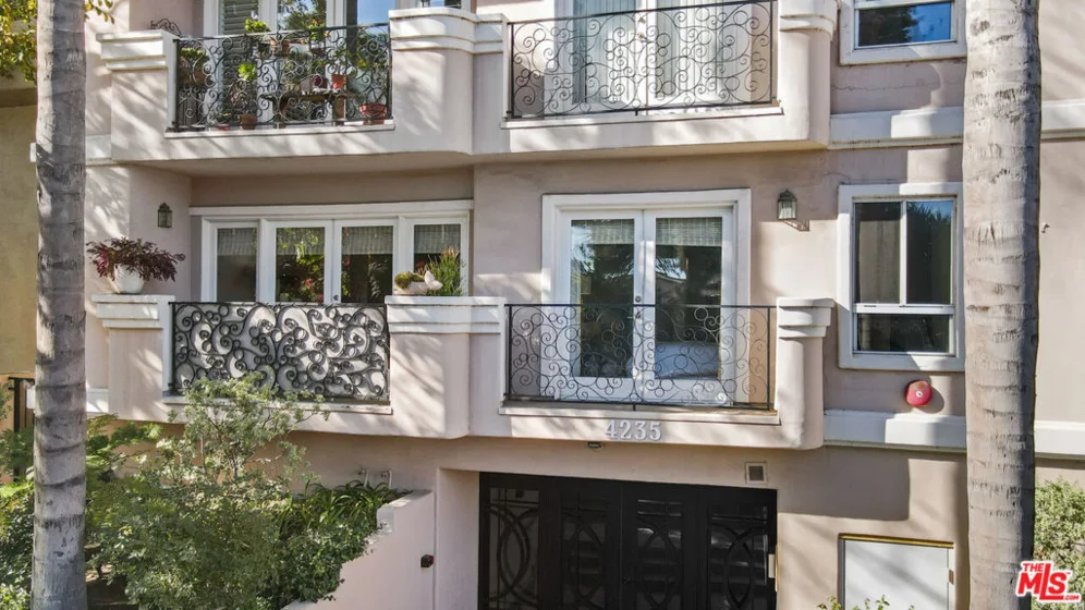 4235 Mary Ellen Avenue #102 photo 1