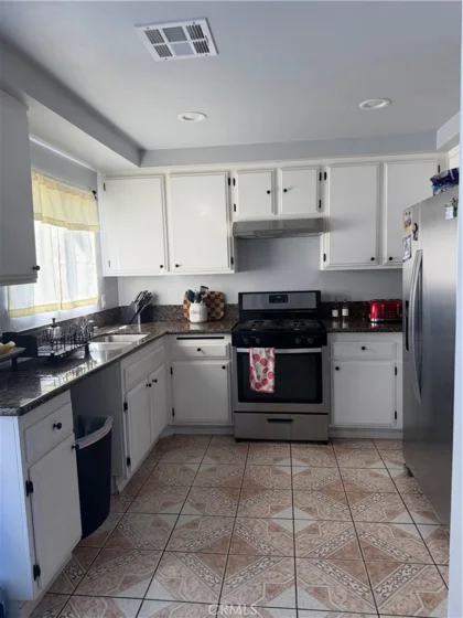 13540 Hubbard Street #10 photo 12