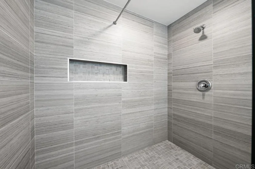 919 Agate Street #3 photo 32